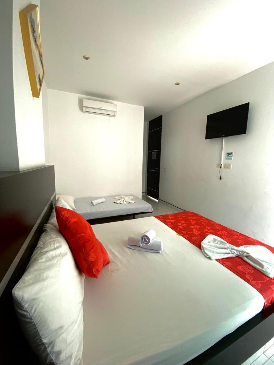 Hotel Suite Royal Мельгар Экстерьер фото