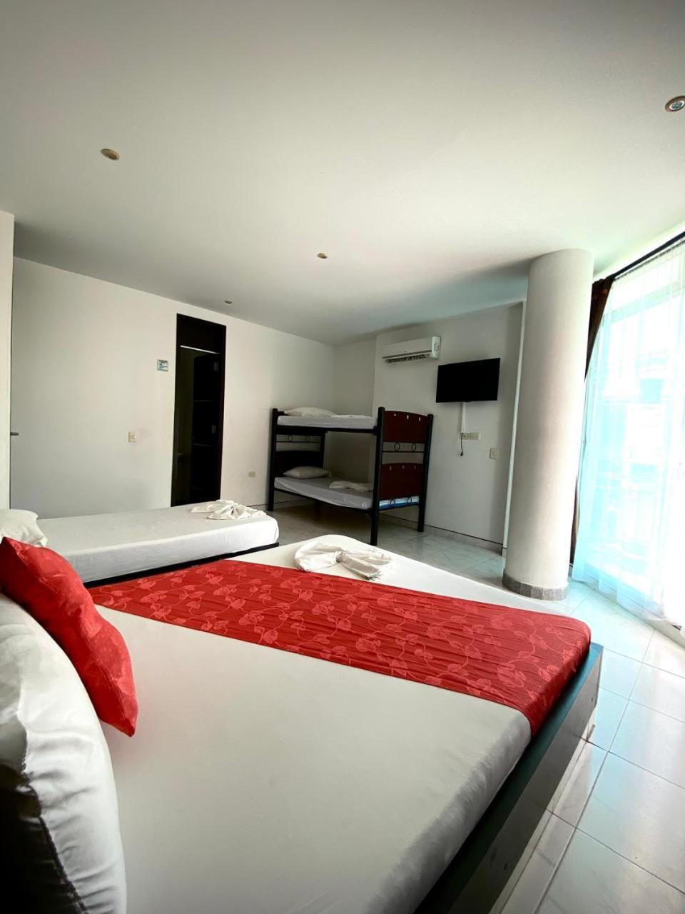 Hotel Suite Royal Мельгар Экстерьер фото